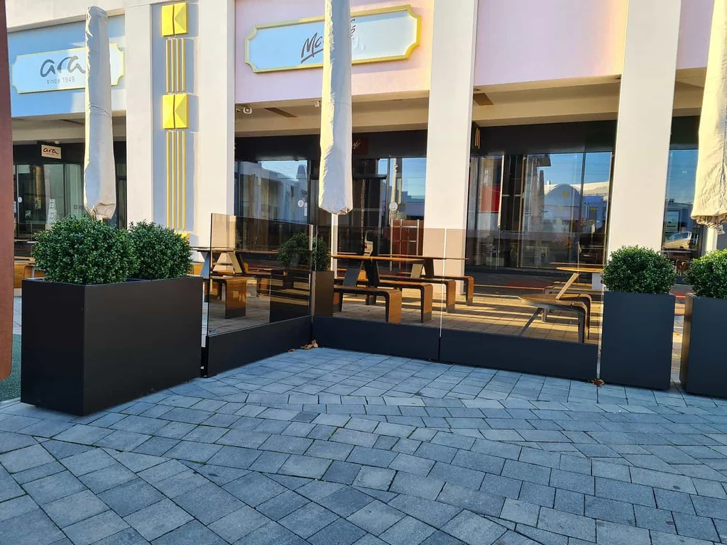 Gastgartenumrandung MC Donalds